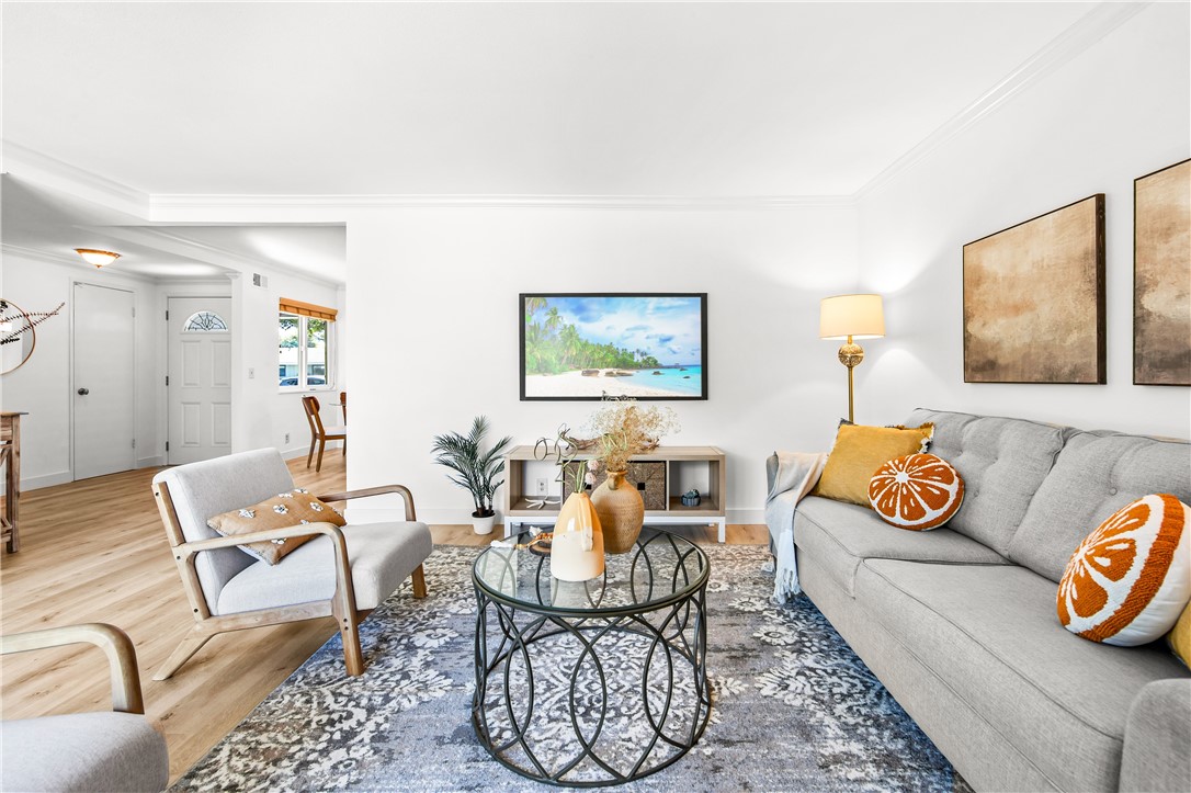 MLS #OC25247656 image #21