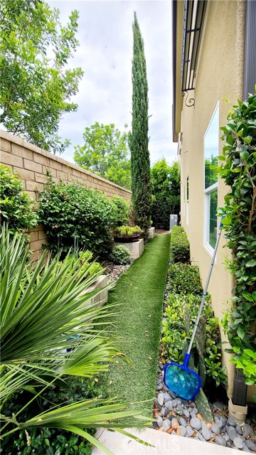 MLS #OC25247672 image #21