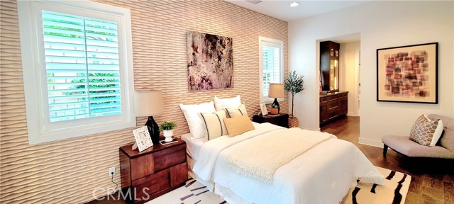 MLS #OC25247672 image #5