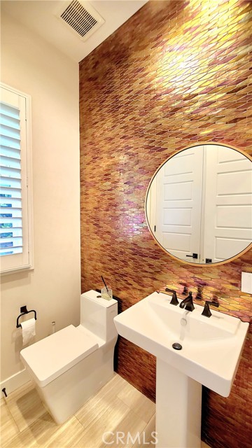 MLS #OC25247672 image #7