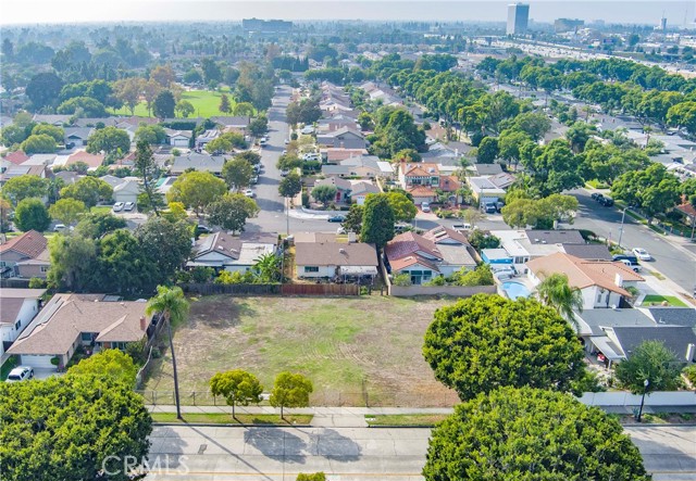 MLS #OC25247680 image #1