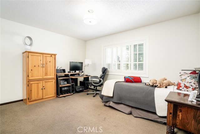 MLS #OC25247714 image #15