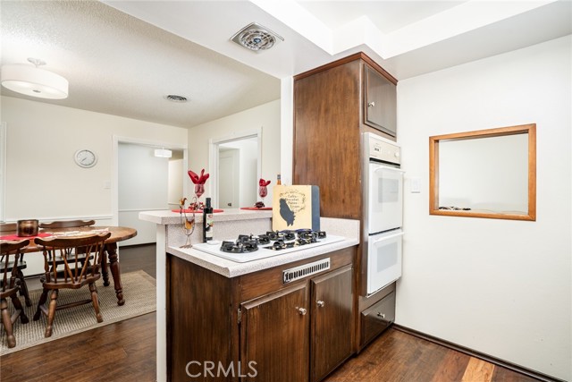 MLS #OC25247714 image #7