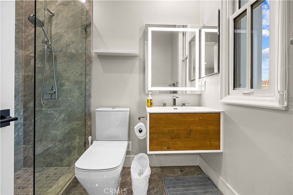 MLS #OC25247715 image #19