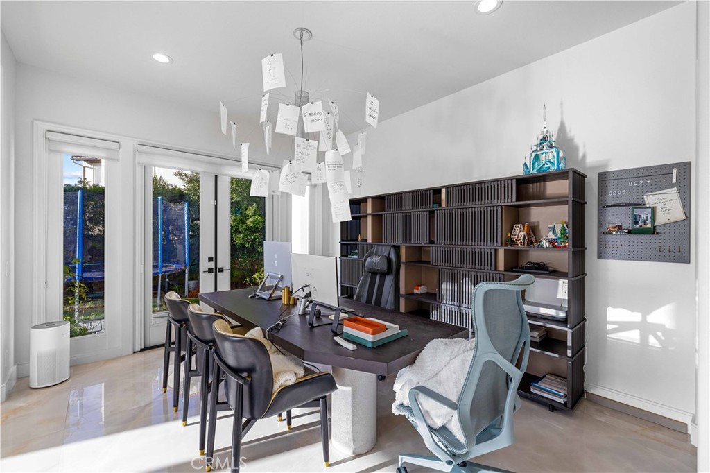 MLS #OC25247715 image #2