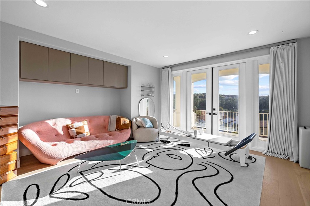 MLS #OC25247715 image #20