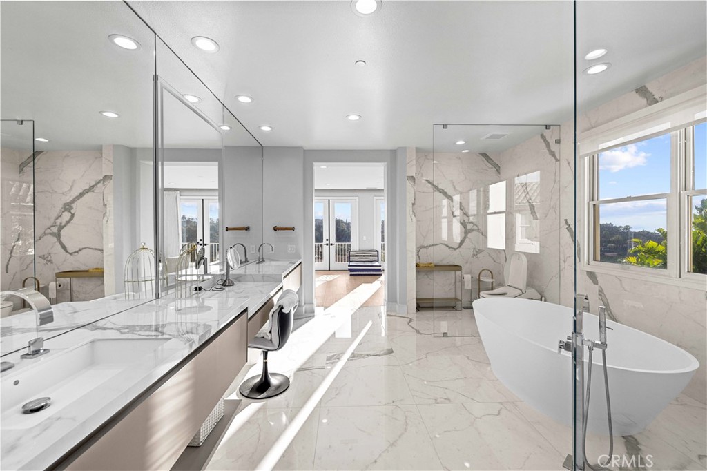 MLS #OC25247715 image #23