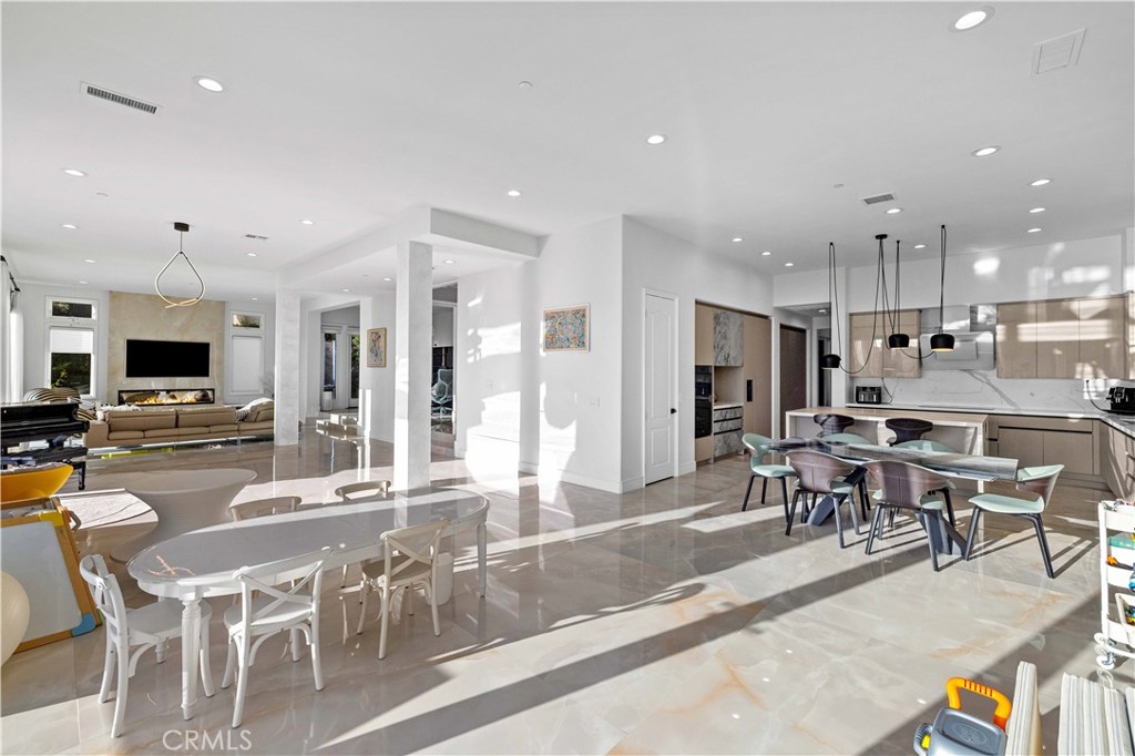 MLS #OC25247715 image #7