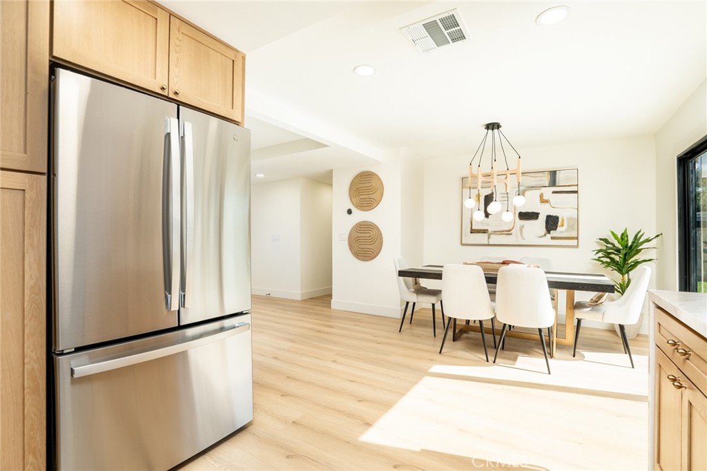 MLS #OC25247852 image #15