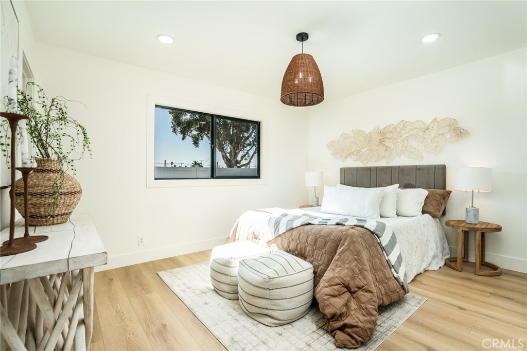 MLS #OC25247852 image #22