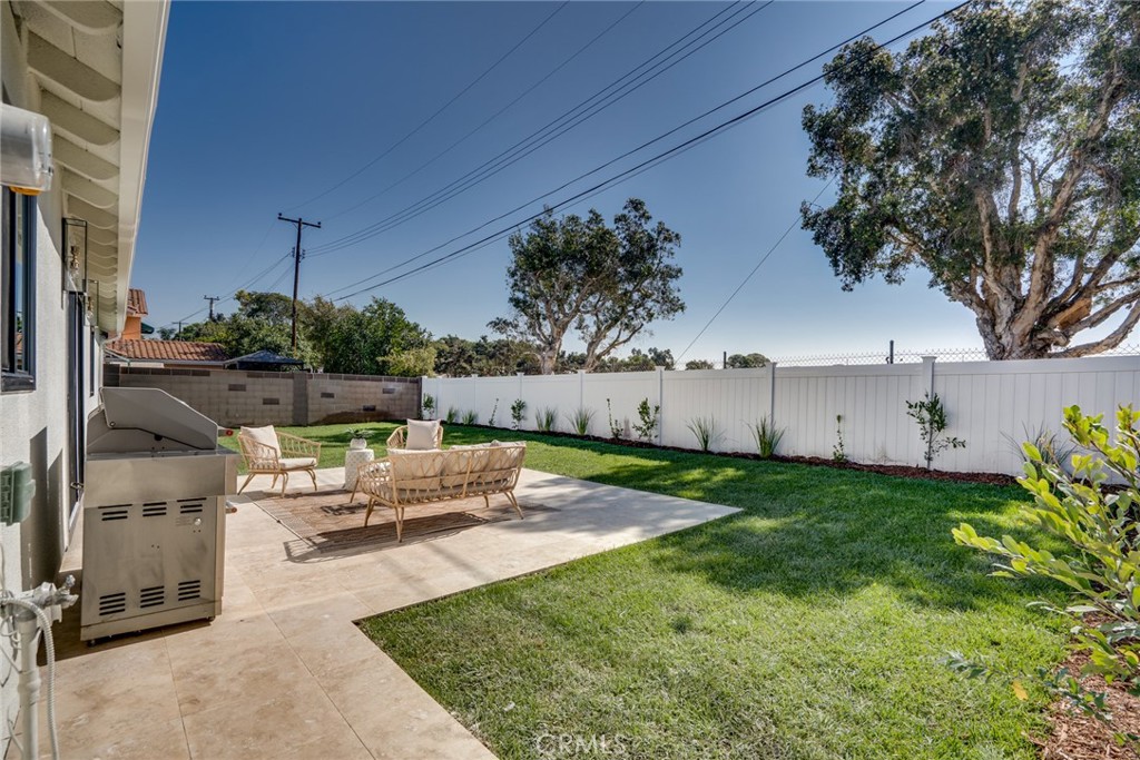 MLS #OC25247852 image #26