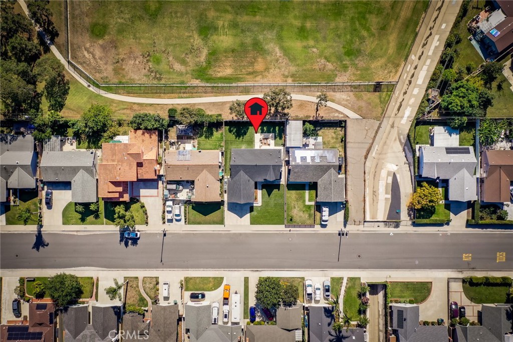 MLS #OC25247852 image #32