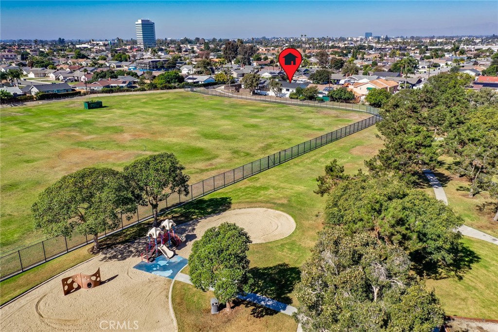 MLS #OC25247852 image #34