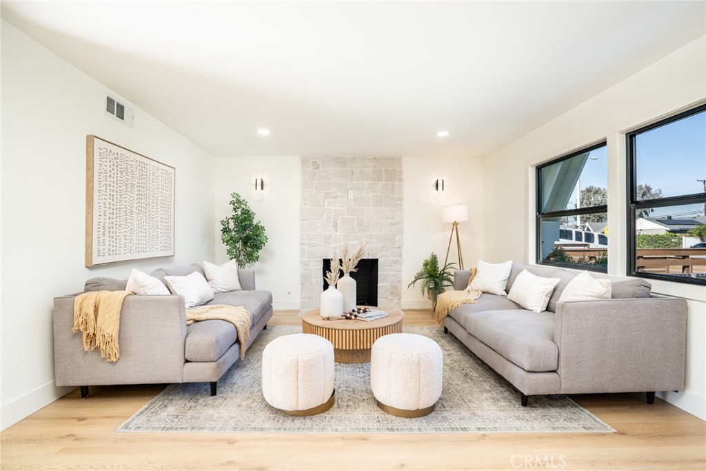 MLS #OC25247852 image #7