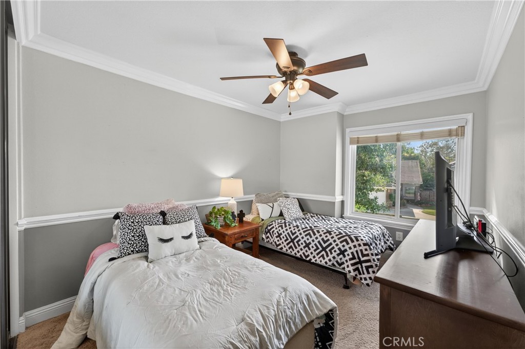 MLS #OC25247884 image #23