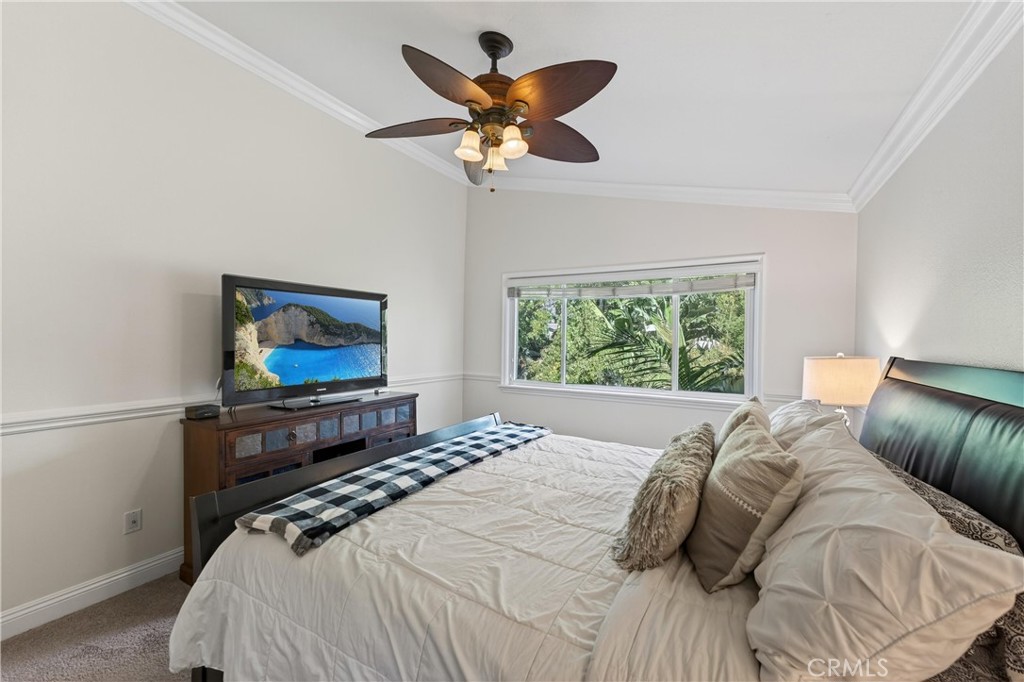 MLS #OC25247884 image #30