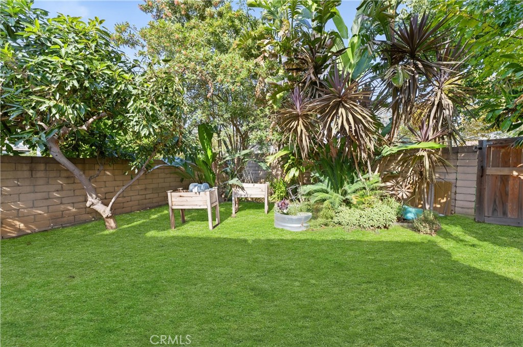 MLS #OC25247884 image #44