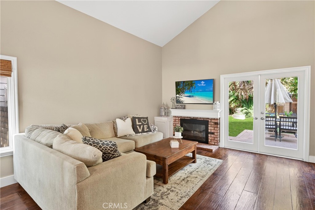 MLS #OC25247884 image #7