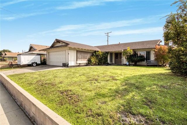 MLS #OC25247890 image #1