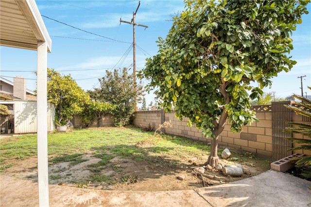 MLS #OC25247890 image #22