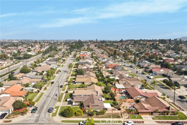 MLS #OC25247890 image #28