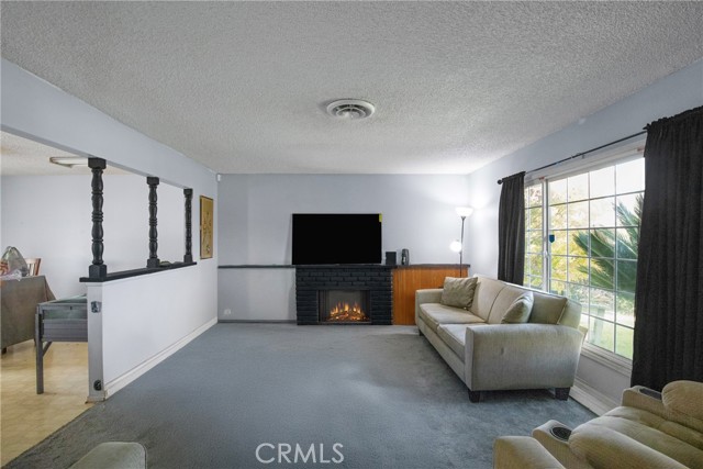 MLS #OC25247890 image #6