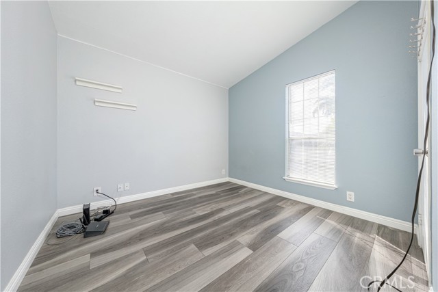 MLS #OC25247907 image #12