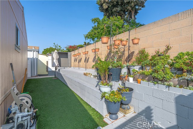 MLS #OC25247907 image #23