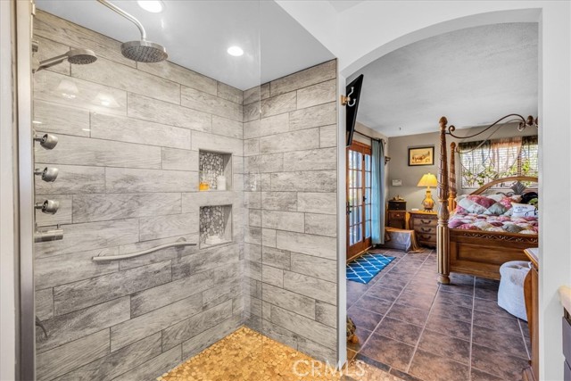 MLS #OC25247911 image #23