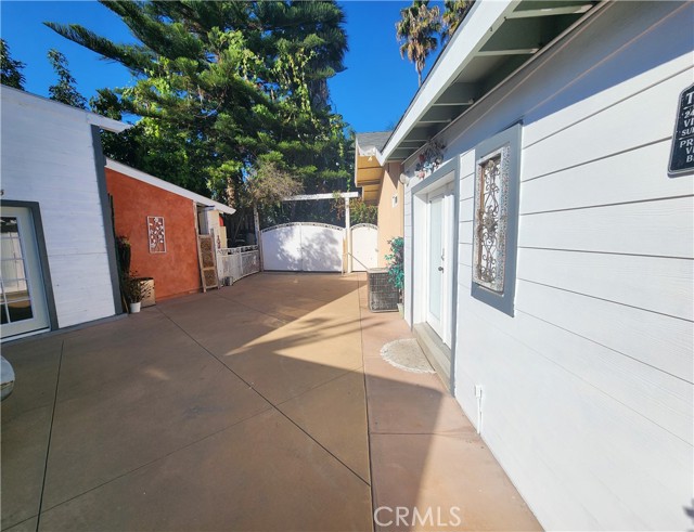 MLS #OC25247917 image #11