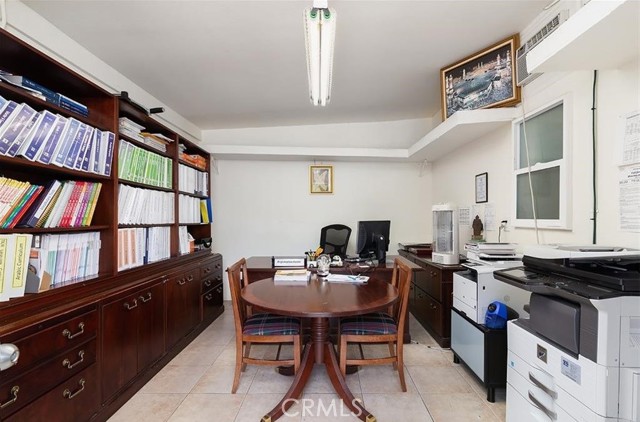 MLS #OC25247917 image #28