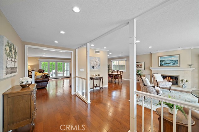 MLS #OC25247920 image #1