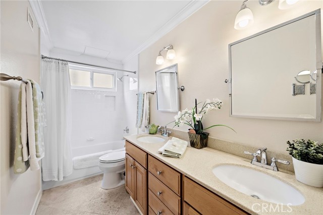 MLS #OC25247920 image #20