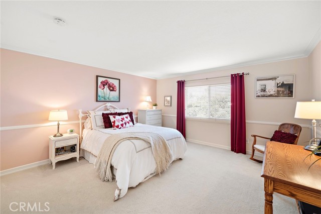 MLS #OC25247920 image #21