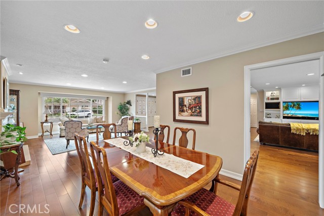 MLS #OC25247920 image #6