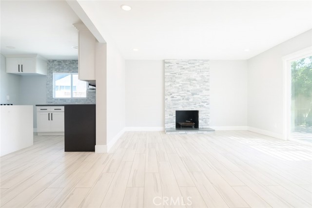 MLS #OC25247947 image #1