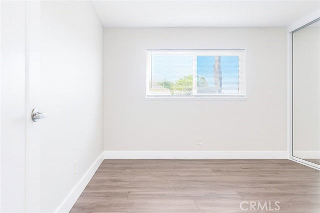 MLS #OC25247947 image #11