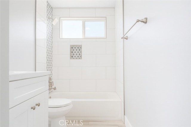 MLS #OC25247947 image #16