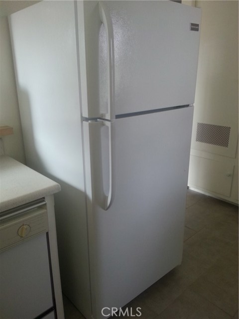 MLS #OC25247963 image #9