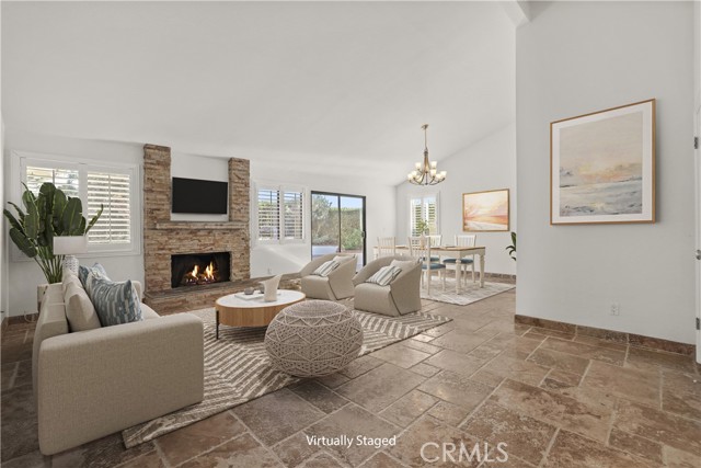 MLS #OC25247967 img 1