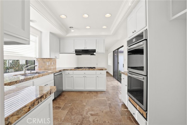 MLS #OC25247967 img 4