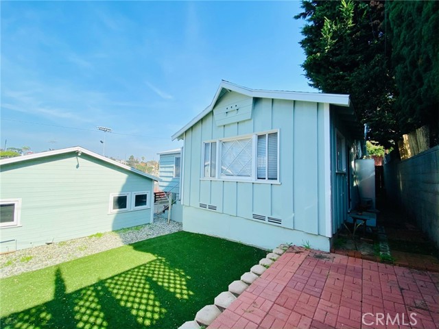 MLS #OC25247984 image #5