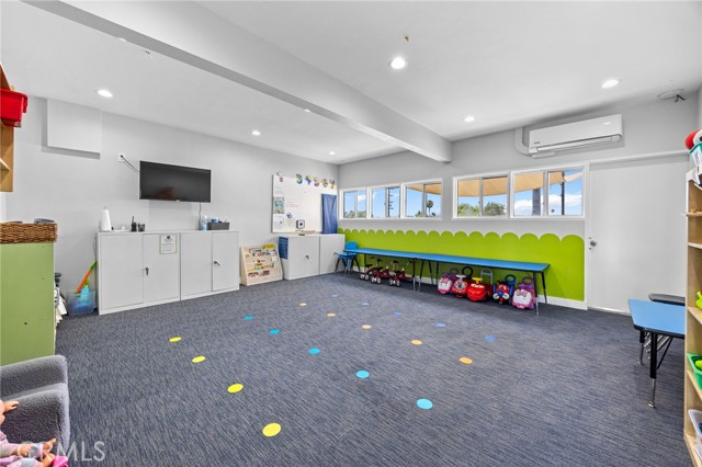 MLS #OC25248016 image #24