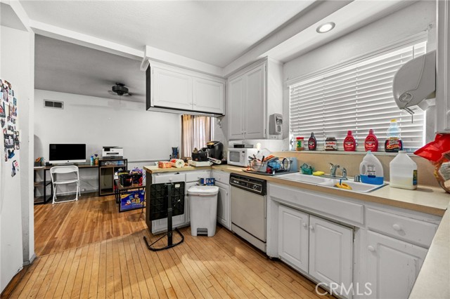 MLS #OC25248016 image #31