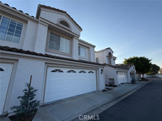 MLS #OC25248049 image #24