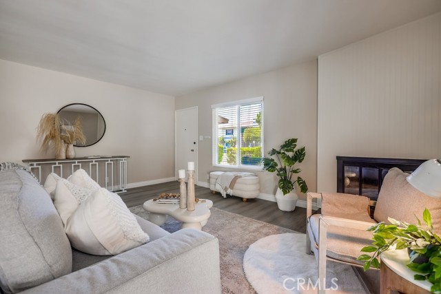 MLS #OC25248070 image #6