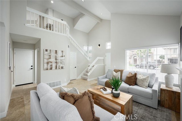 MLS #OC25248093 image #4