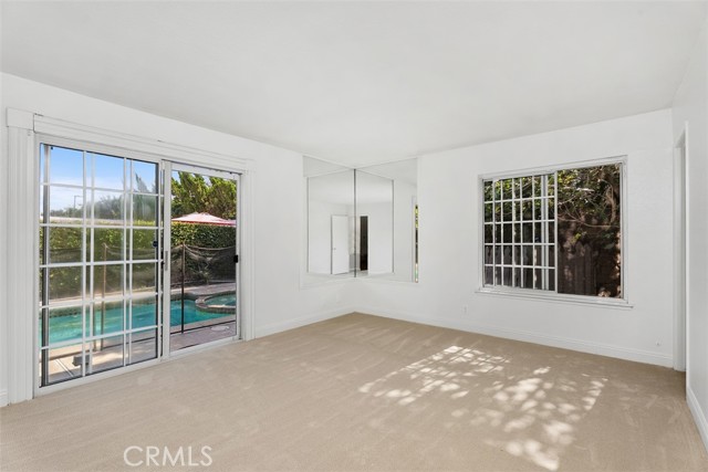 MLS #OC25248163 image #11