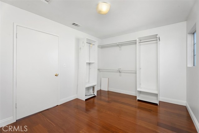 MLS #OC25248163 image #22