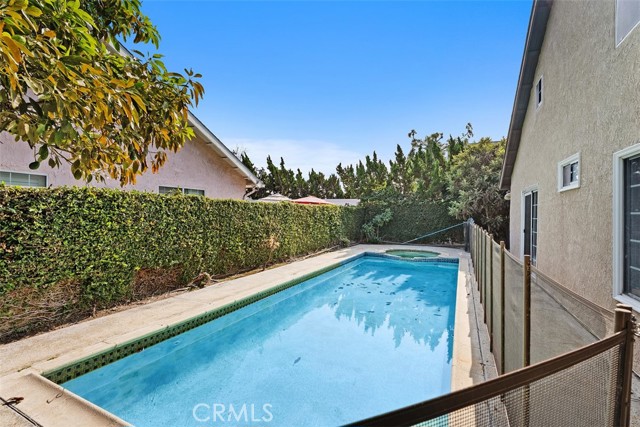 MLS #OC25248163 image #8